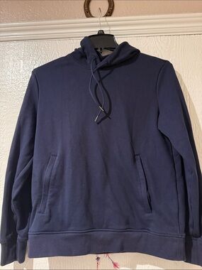 Men's Navy Pullover Hoodie Sweatshirt with Front Pockets
